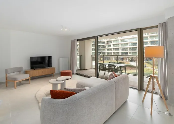 - - Modern, Design En Warm App 4p *